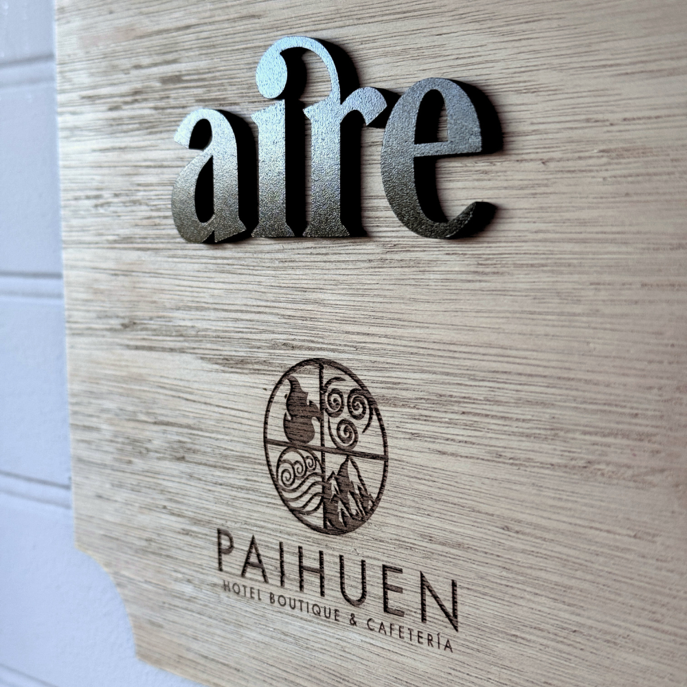 Letrero Locales Relieve Rectangular