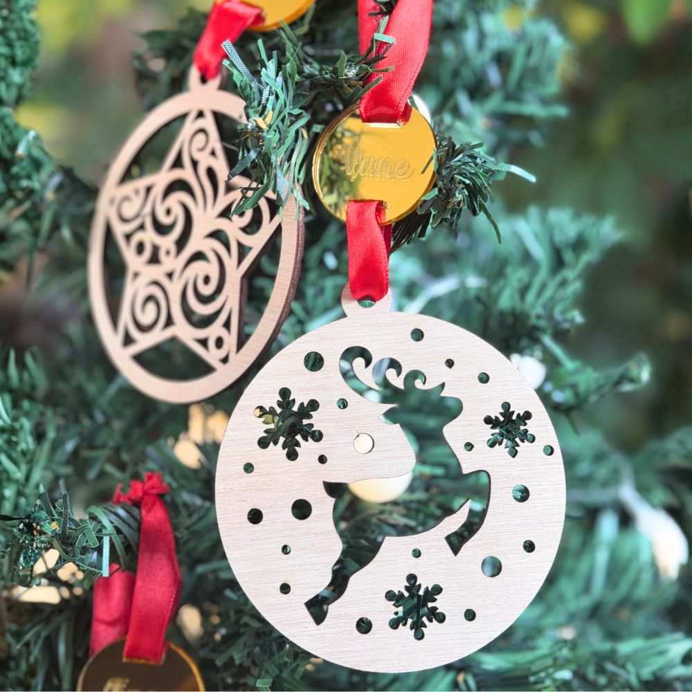 Esferas Navidad con Dijes